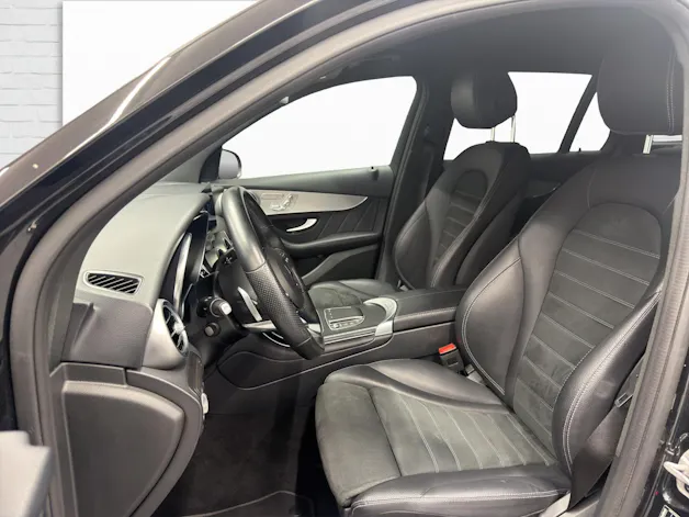 MERCEDES-BENZ GLC 220 d AMG Line 4Matic