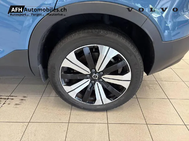 VOLVO XC40 P6 Core FWD