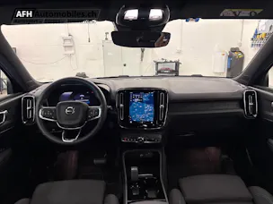 VOLVO XC40 P6 Core FWD