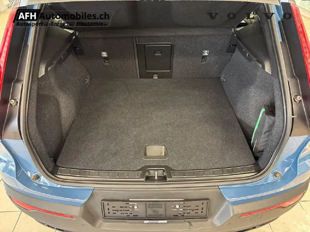 VOLVO XC40 P6 Core FWD