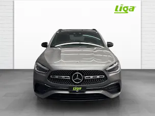 MERCEDES-BENZ GLA 250 AMG Line 4Matic