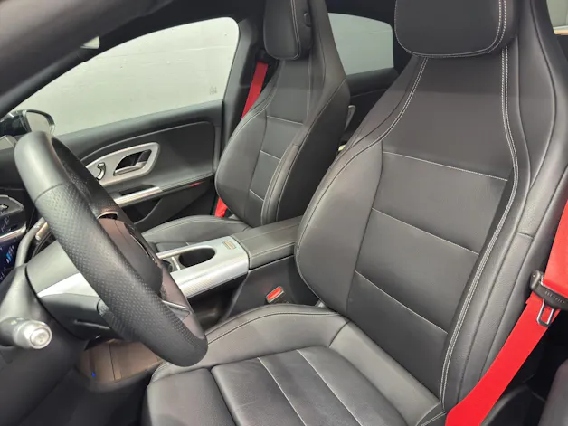 MERCEDES-BENZ CLA 350 AMG Line 4Matic