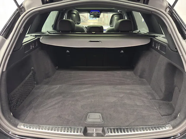 MERCEDES-BENZ C 300 AMG Line 4Matic