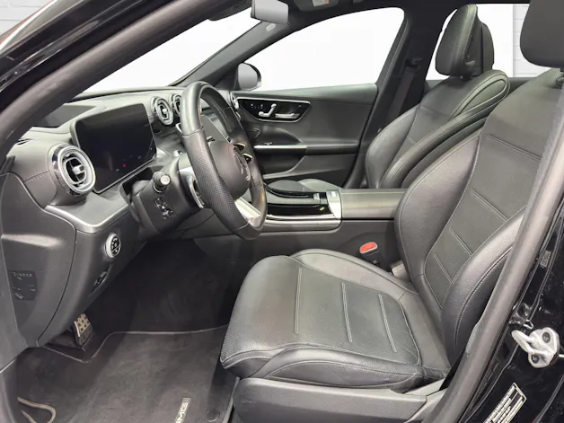 MERCEDES-BENZ C 300 AMG Line 4Matic