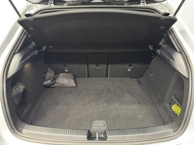 MERCEDES-BENZ A 250 AMG Line 4Matic