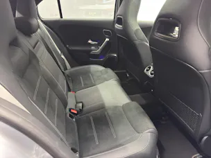 MERCEDES-BENZ A 250 AMG Line 4Matic
