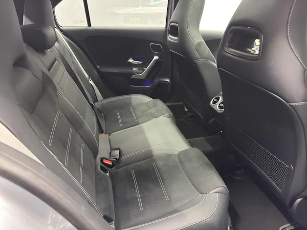 MERCEDES-BENZ A 250 AMG Line 4Matic