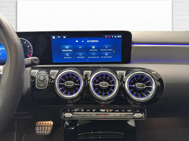 MERCEDES-BENZ A 250 AMG Line 4Matic