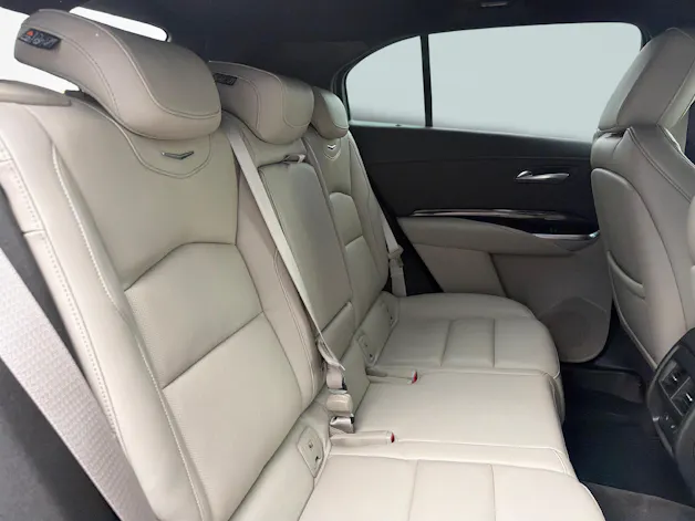 CADILLAC XT4 2.0 T Premium Luxury AWD