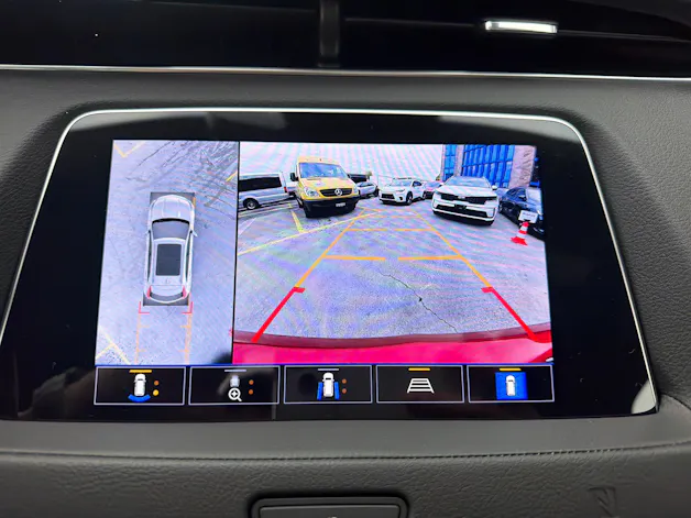 CADILLAC XT4 2.0 T Premium Luxury AWD