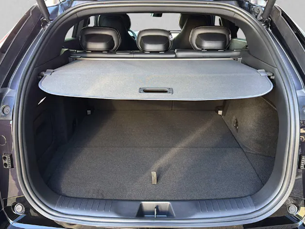 MAZDA CX-6e Takumi