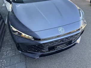 MG HS 1.5 Hybrid Luxury