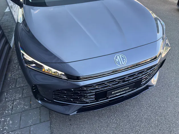 MG HS 1.5 Hybrid Luxury