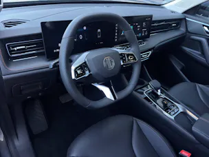 MG HS 1.5 Hybrid Luxury