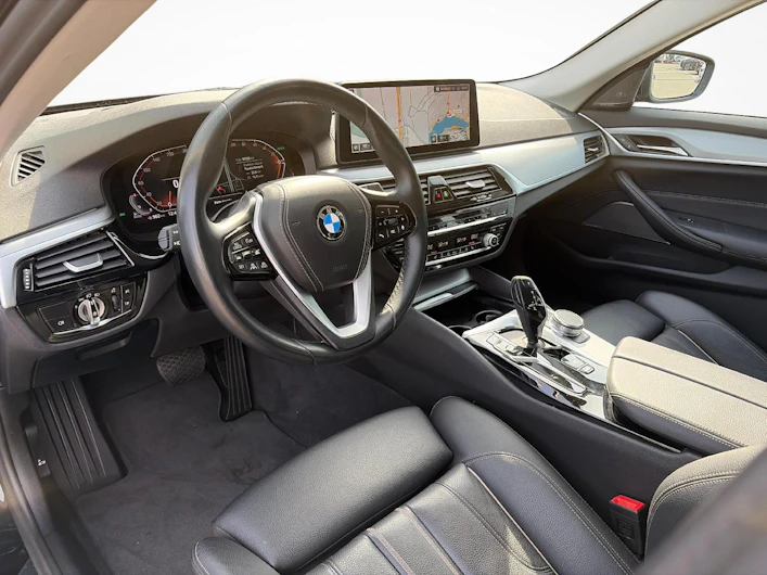 image du véhicule BMW 5 SERIES