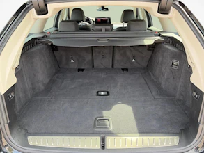 https://vehicle.imgix.net/4478994/f608fbfb-2fd4-4a04-a0a8-f86d172e3fbe.jpg