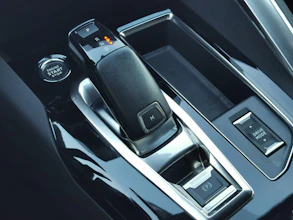 https://vehicle.imgix.net/4479004/128f2523-9ecc-4bd4-b3ff-ec53653978a8.jpg