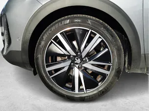 PEUGEOT 3008 1.5 BlueHDi GT Pack