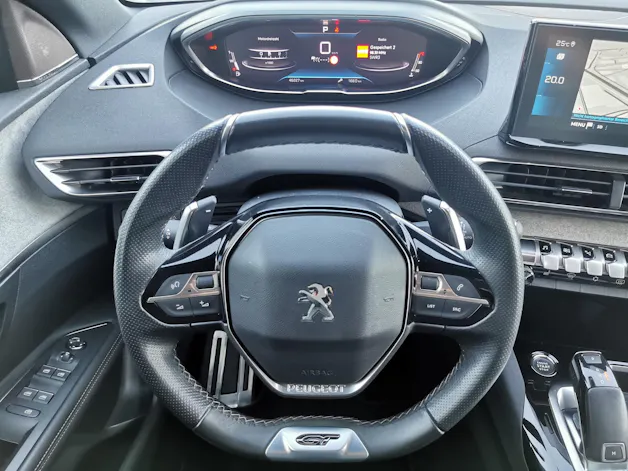 PEUGEOT 3008 1.5 BlueHDi GT Pack