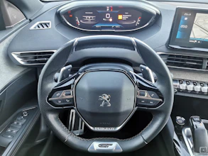 https://vehicle.imgix.net/4479004/fd56cb82-7296-4ca4-a5f1-67bf5f70f60d.jpg