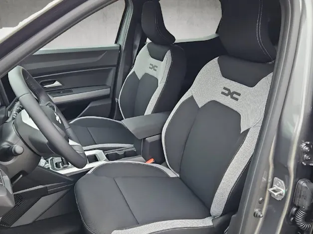 DACIA Duster 1.2 Hybrid Journey 4WD