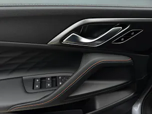 MG HS 1.5 PHEV Luxury
