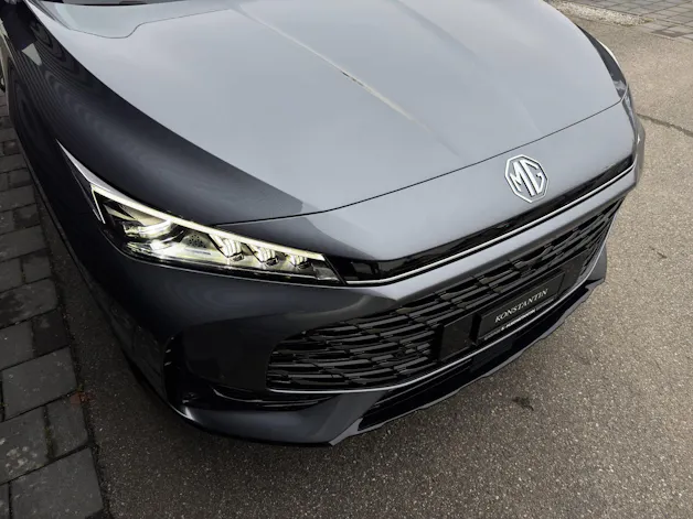 MG HS 1.5 PHEV Luxury
