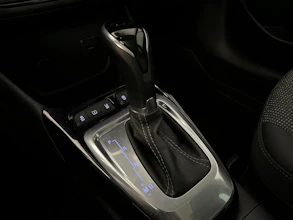 https://vehicle.imgix.net/4479132/e132c1e1-df66-4344-a9ad-1cc4672fb2f2.jpg
