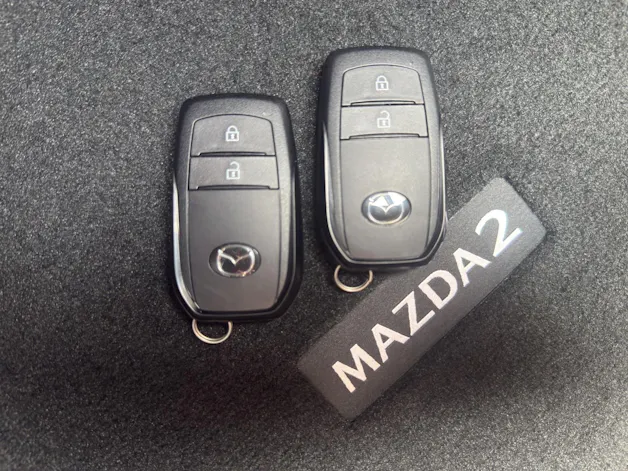 MAZDA 2 1.5 Hybrid Exclusive-Line
