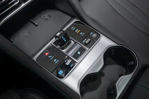 BYD Seal U DM-i Design AWD - 324 PS