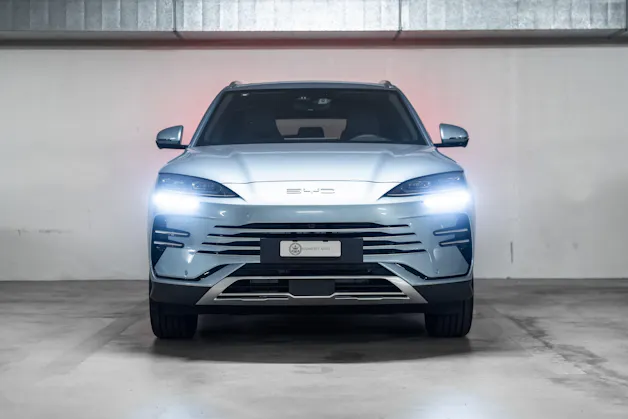 BYD Seal U DM-i Design AWD - 324 PS