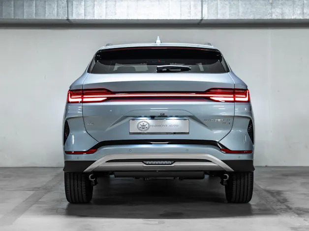 BYD Seal U DM-i Design AWD - 324 PS