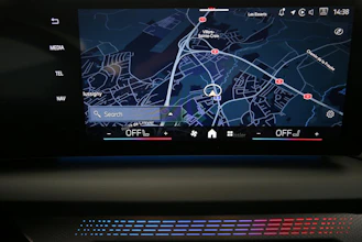 https://vehicle.imgix.net/4479286/6252911d-ba1a-4868-b477-1ccbb8081014.jpg