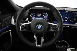 https://vehicle.imgix.net/4479324/176649f4-9b31-4df8-beef-e60518eb7bce.jpg
