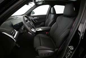 BMW X1 U11 23d xDrive paddles