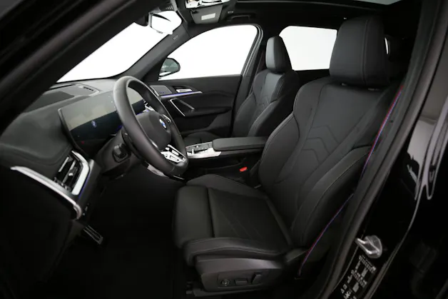 BMW X1 U11 23d xDrive paddles