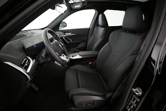https://vehicle.imgix.net/4479324/2e77da16-fb00-4672-bc5a-bc3d5a603948.jpg