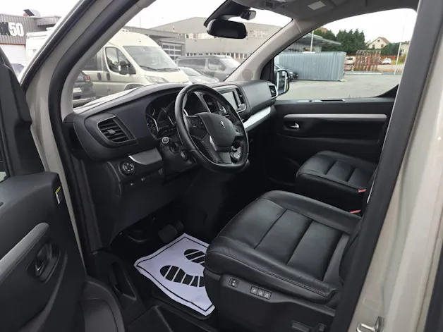PEUGEOT Traveller Standard 2.0 BlueHDi 180 Allure S/S