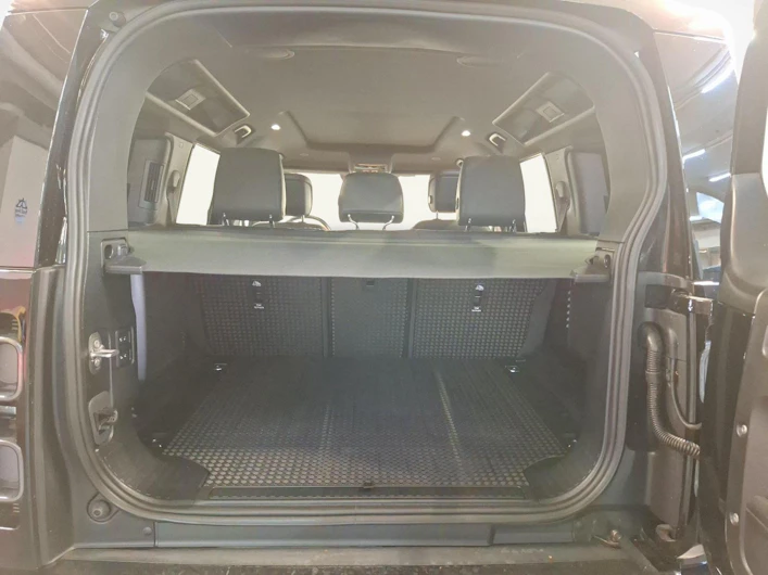 Fahrzeugbild LAND ROVER DEFENDER