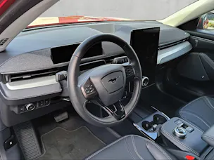 FORD Mustang Mach-E Standard