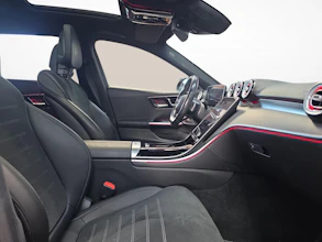https://vehicle.imgix.net/4479485/e00d5382-788f-4bbe-8906-d31d2f07213e.jpg