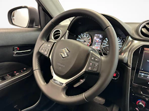 Fahrzeugbild SUZUKI Vitara 1.4 T Piz Sulai Top Hybrid 4x4