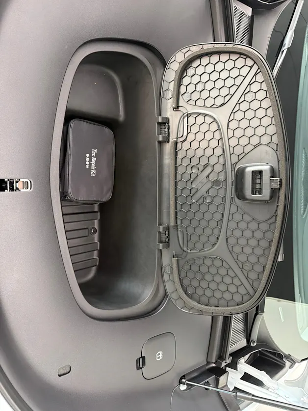MG IM6 100 kWh Performance 4WD