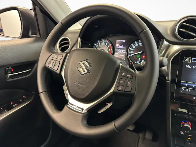 Suzuki Vitara 1.4 T Piz Sulai Top Hybrid 4x4