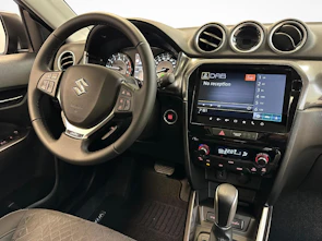Fahrzeugbild SUZUKI Vitara 1.4 T Piz Sulai Top Hybrid 4x4