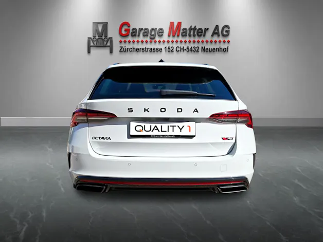 SKODA Octavia Combi 2.0 TSI RS DSG