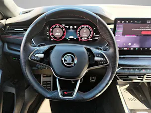 SKODA Octavia Combi 2.0 TSI RS DSG