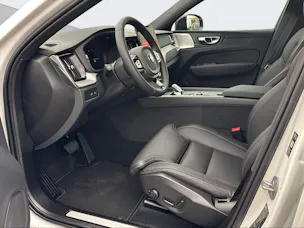 VOLVO XC60 2.0 T8 TE Ultra Dark eAWD