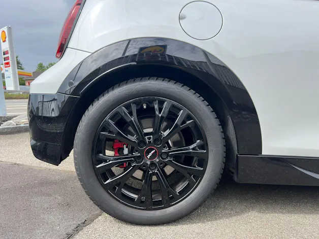 MINI Cabrio F67 2.0i John Cooper Works