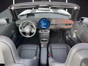 MINI Cabrio F67 2.0i John Cooper Works